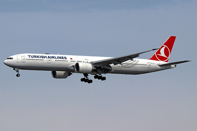 TC-JJT | Boeing 777-3F2ER | Turkish Airlines 