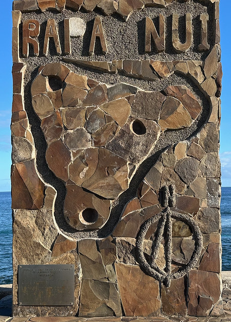 Seaside stone panel, Hanga Roa
