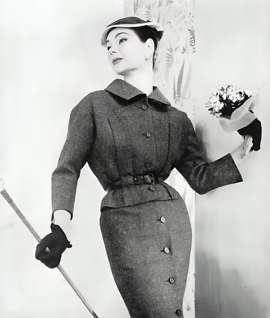 Christian Dior Haute Couture Collection Spring/Summer 1954. Ligne 