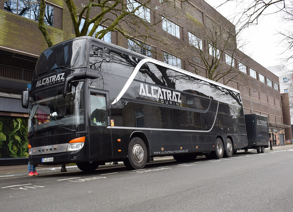 Lordi 'Unliving PicTour Show' Tour 2024 Alcatraz Touring Tour Bus RT AT 6660