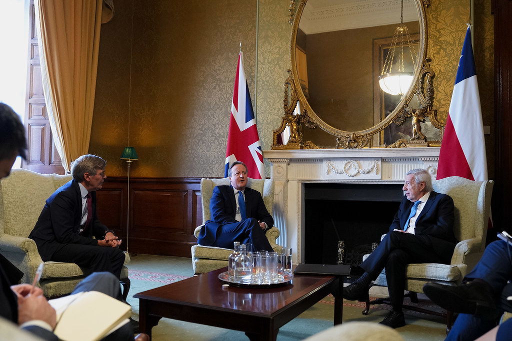 Foreign Secretary David Cameron meets Chilean FM