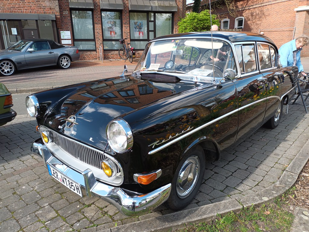 1960 Opel Rekord P1     Papenburg 07.04.2024