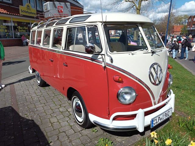 1962 Volkswagen Bulli T1 Samba   Papenburg 07.04.2024