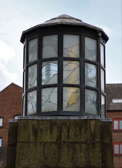Quayside Lighthouse - Decorative Glasswork Sculpture, Sandgate, Newcastle Quayside, Newcastle Upon Tyne, Tyne & Wear, England.