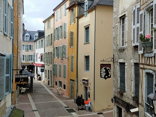 Dans le quartier du château, Pau, Béarn, Pyrénées Atlantiques, Nouvelle Aquitaine.