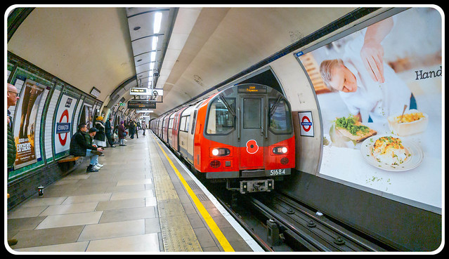 London Underground 51684 Kennington 12th November 2023