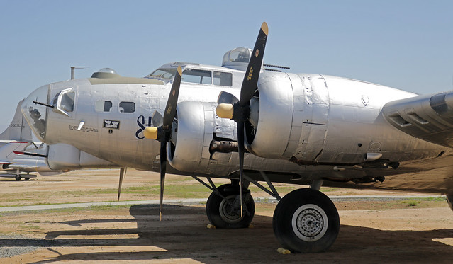 44-6393 KRIV 29-04-2023 (U.S.A.) United States - US Air Force (USAF) Boeing B-17G Flying Fortress CN 22616