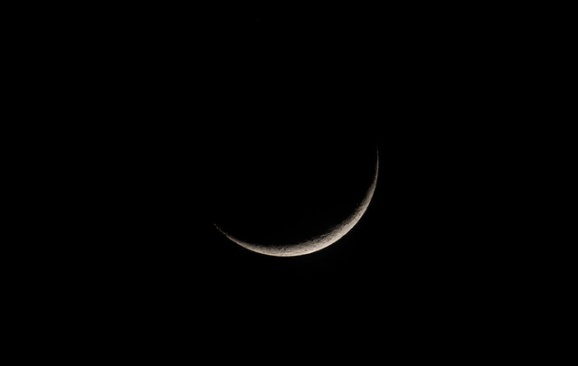 Waxing Crescent 4% Moon April 10