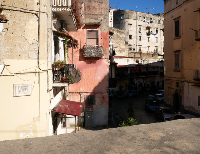 Napoli. Penninata San Gennaro dei Poveri