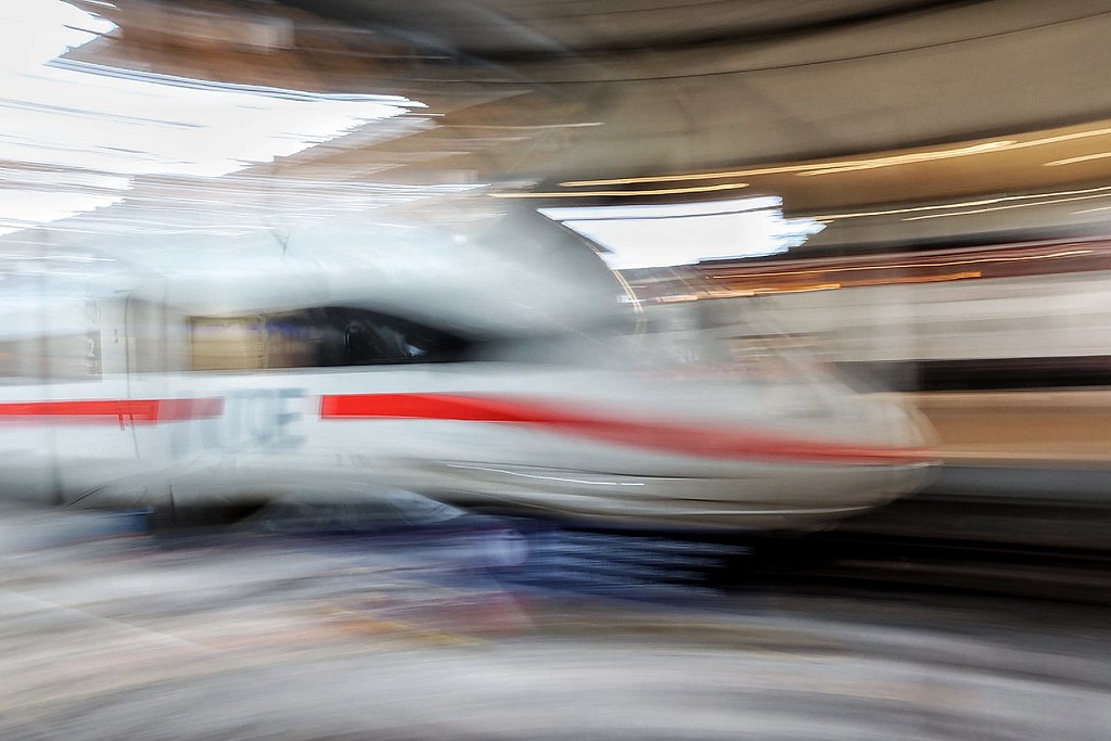 Bahnhof SBB Basel. Fotografiert: 14.4.2024.