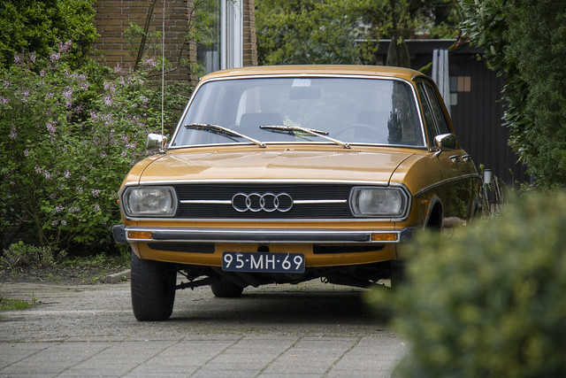 Audi 100 LS (1976)