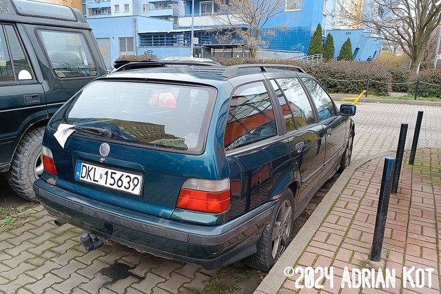 1997 BMW 318i Touring 1.8 115 HP