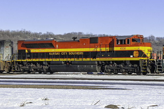 KCS 4008, EMD SD70ACe, Southern Belle repaint, at the BNSF yard in Council Bluffs IA 1-4-13 © Paul Rome