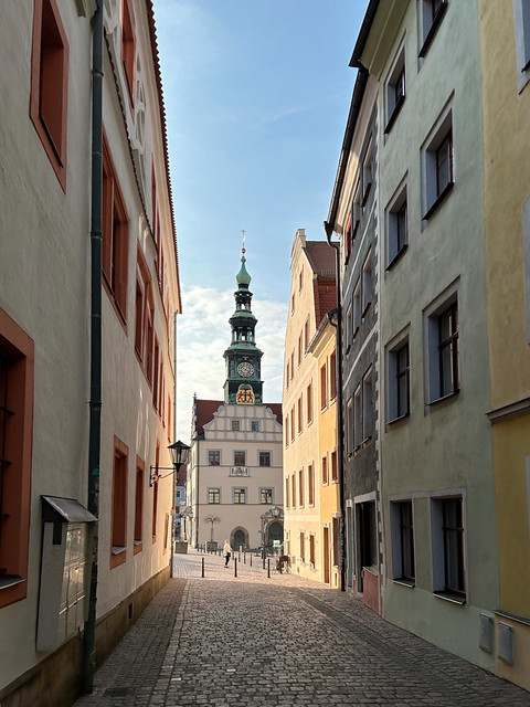Pirna, Kirchgasse, Blick zum Rathaus