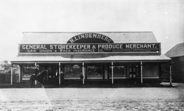 General store of Lindenberg & Company, Pittsworth, ca. 1910