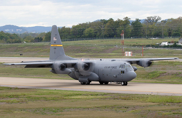 92-1536  USA - Air Force Lockheed C-130H Hercules (L-382)
