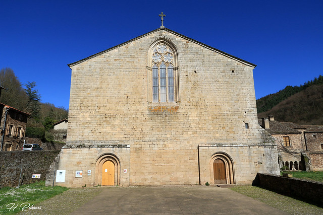 12 Sylvanes - Abbaye cistercienne XII XVIIe