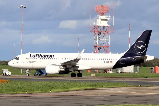 D-AIWD - Lufthansa Airbus A320-214