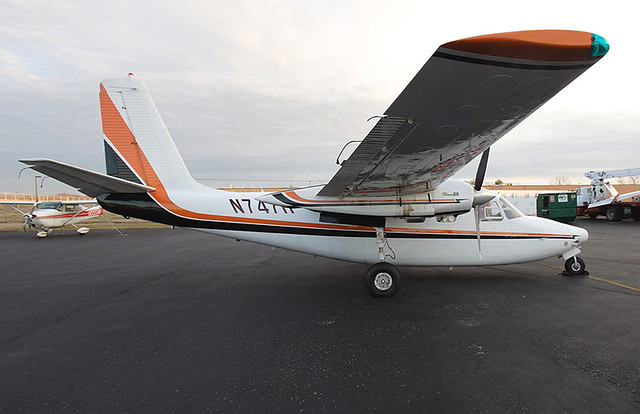 N747H Aero Commander 560F Commander