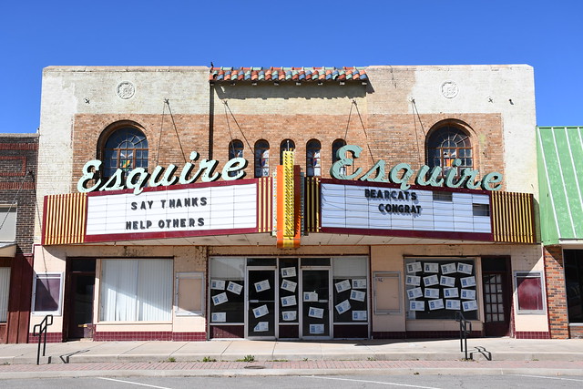 Esquire Theater (Hobart, Oklahoma)