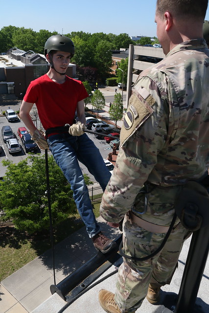 VNG rappel masters support ODU Army ROTC