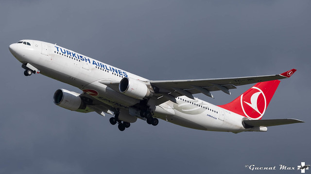 Airbus A330-223, Turkish Airlines, TC-JIS