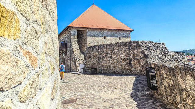 Eger - Castle - Towers - Varkoch gate tower 04 (16x9)