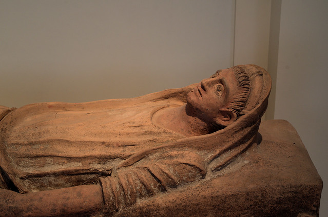 Etruscan terracotta sarcophagus lid with recumbent male figure from Tuscania (MV 15427), 1
