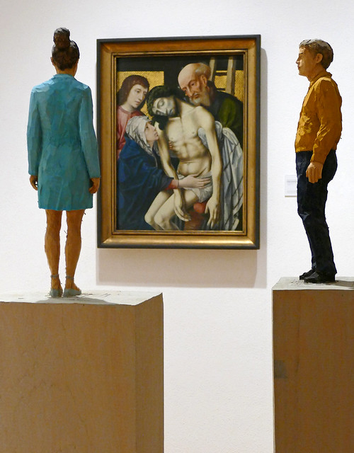 Stephan Balkenhol, Skulpturen vor Kreuzabnahme nach Rogier van der Weyden - Sculptures before the Descent from the Cross, copy after Rogier an der Weyden