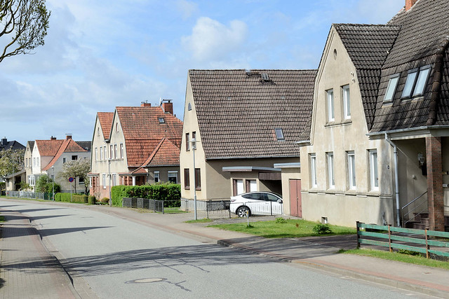 5599 Wohnhäuser in der Fritz Reuter Straße - Fotos von Gadebusch, eine Stadt im Landkreis Nordwestmecklenburg in Mecklenburg-Vorpommern.