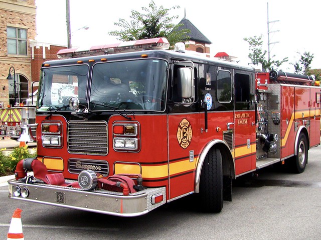 Saint Charles Fire Department paramedic engine .