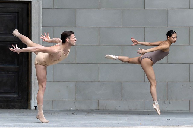 Ballet Dancers in Central Park 4-19-24