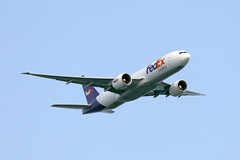 FedEx B777-200F N856FD approaching HKG/VHHH