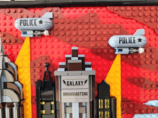 LEGO Art Batman: The Animated Series Gotham City (76271)