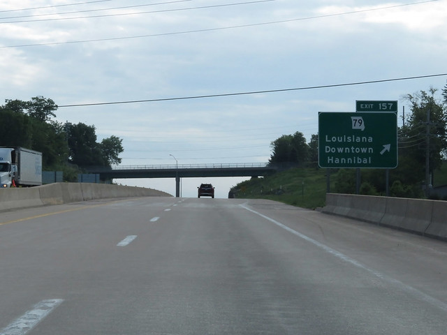 Interstate 72 East at Exit 157, Missouri Route 79, Louisiana/Downtown Hannibal exit (2018)