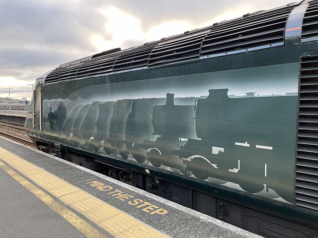 GWR Castle Class (43093) at Penzance