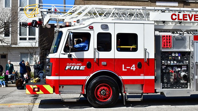 Cleveland Fire Department Ladder 4 Rosenbauer - Ohio