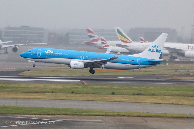 KLM B737 PH-BXD