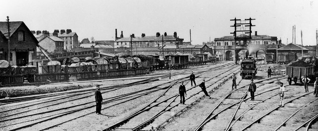 kent - tonbridge station eastern approach ser 1879