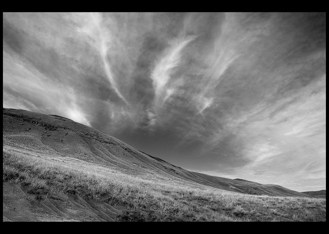 Elephant Hill: cirrus formations