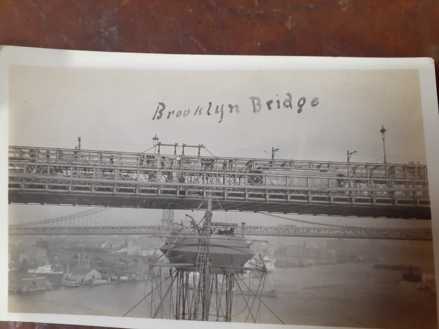 USS TEXAS PASSING UNDER THE BROOKLYN BRIDGE 1914