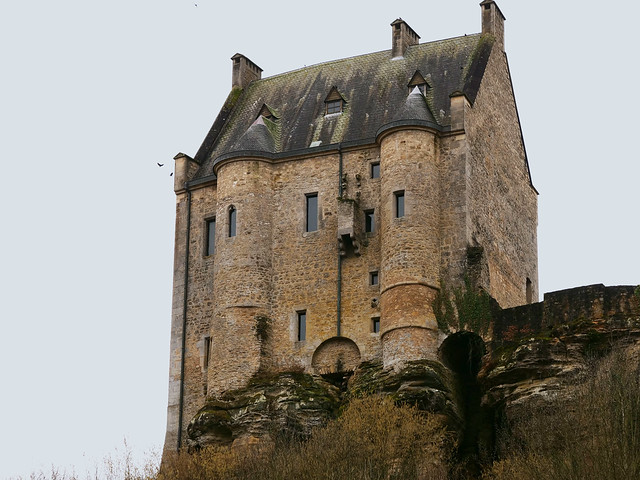 Larochette chateau 1