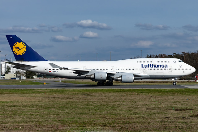 Lufthansa Boeing 747-430 (D-ABTL)