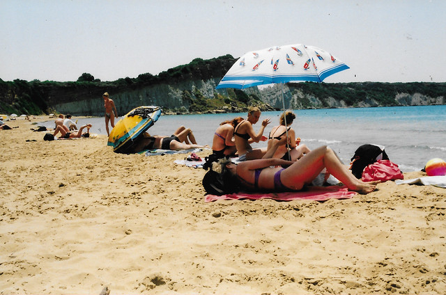 Gerakas strand, tillträde bara på fuktig sand för sköldpaddshäckning, juni 2002