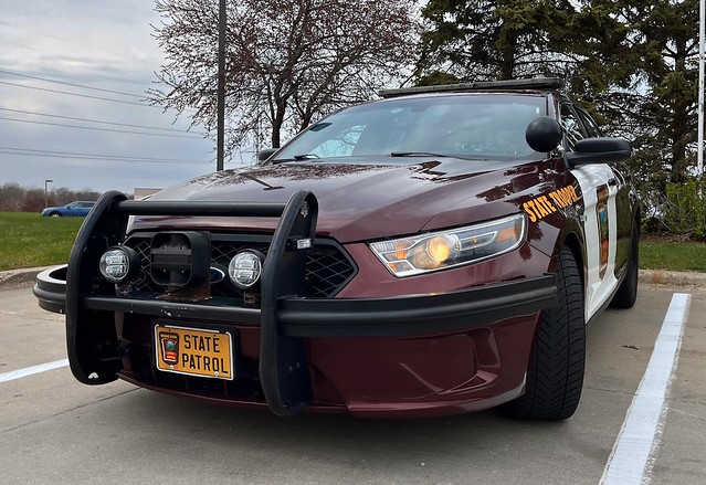 Minnesota State Patrol-Ford Taurus