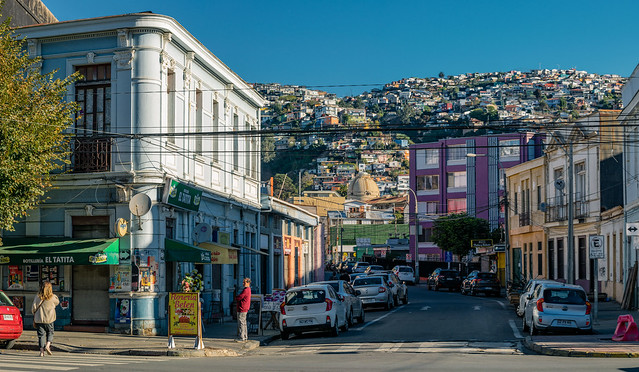 Valparaiso's Almendral Neighborhood