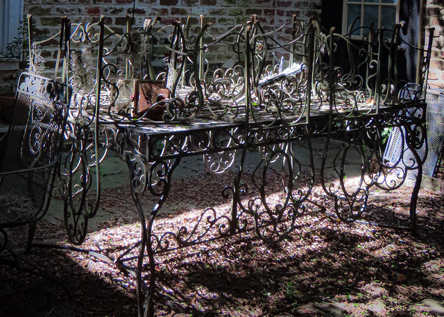 Wrought iron table chairs / courtyard / patio / Savannah Georgia