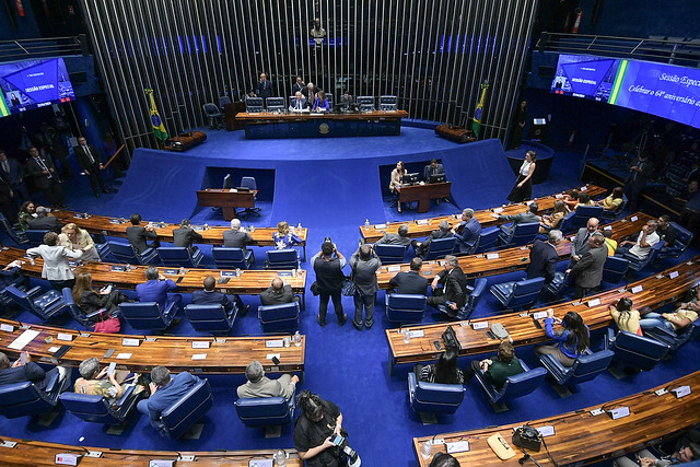 Sessão Especial - 64º aniversário de Brasília