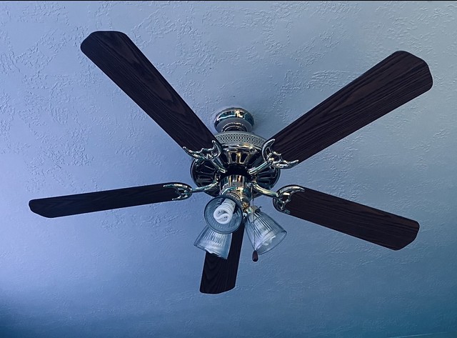 Mid/late 90’s Hampton Bay Landmark ceiling fan