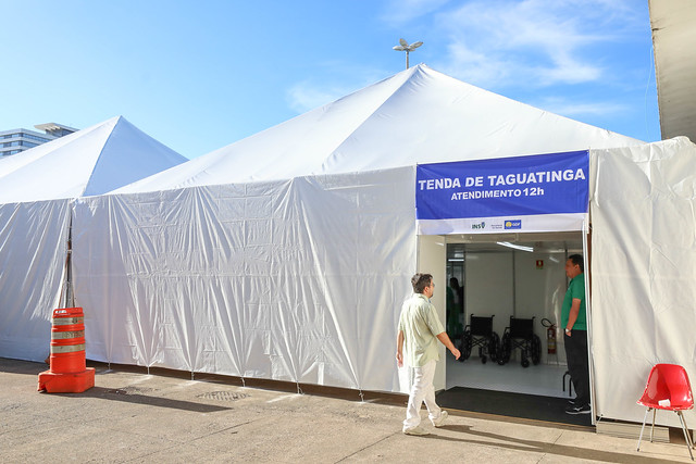 23/04/2024 - Inaugurada tenda de acolhimento para pacientes com dengue em Taguatinga